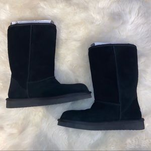 NWOT Koolabura by Ugg Black Tall Boot